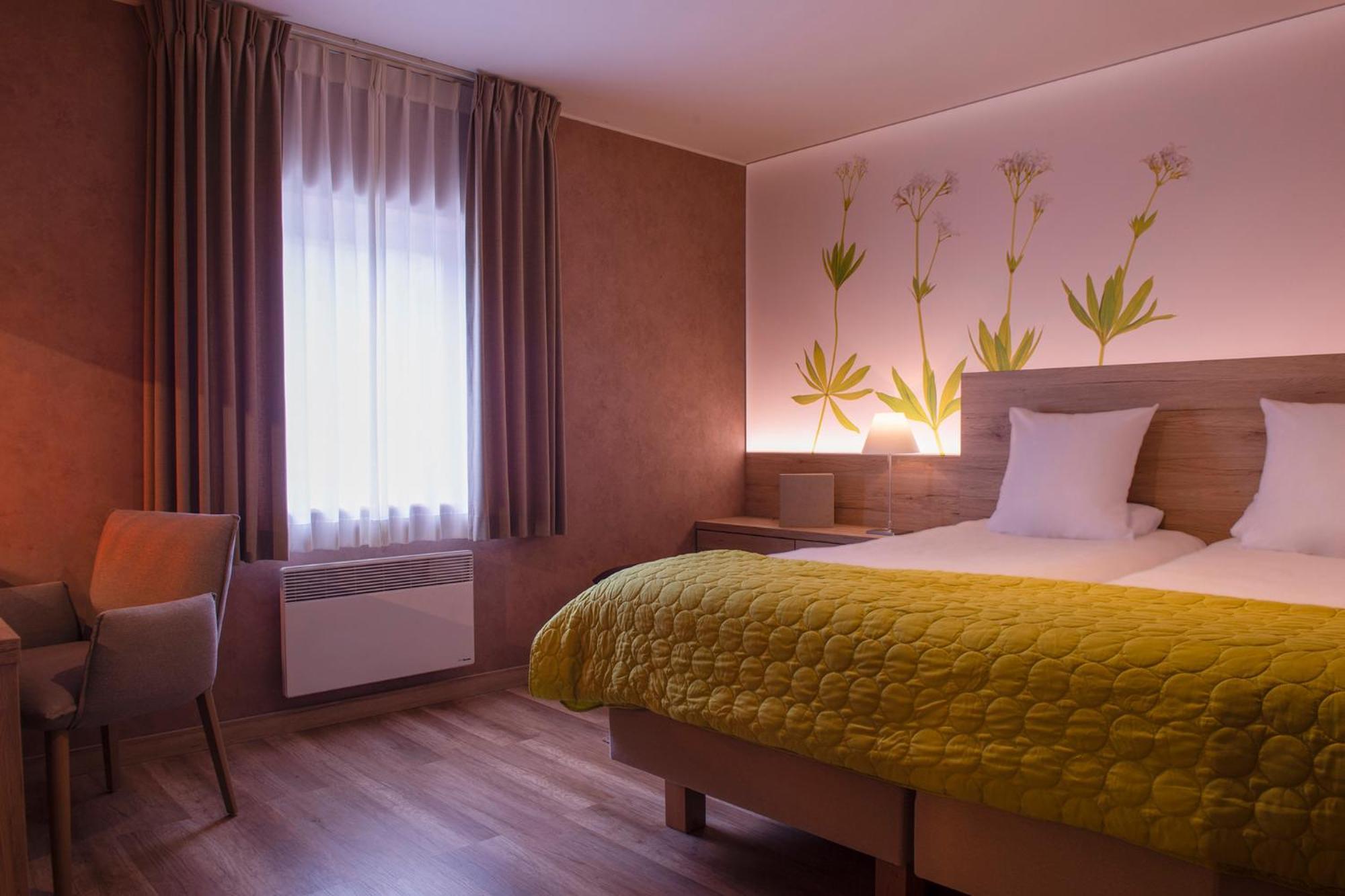 Hostellerie Du Peiffeschof, The Originals Relais Arlon Eksteriør bilde