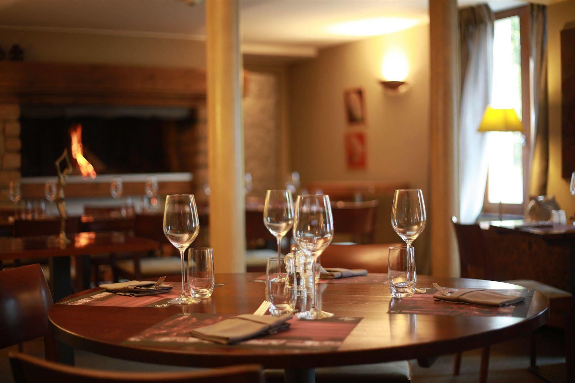 Hostellerie Du Peiffeschof, The Originals Relais Arlon Eksteriør bilde